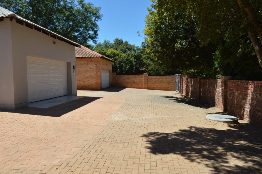 3 Bedroom Property for Sale in Wilkoppies North West